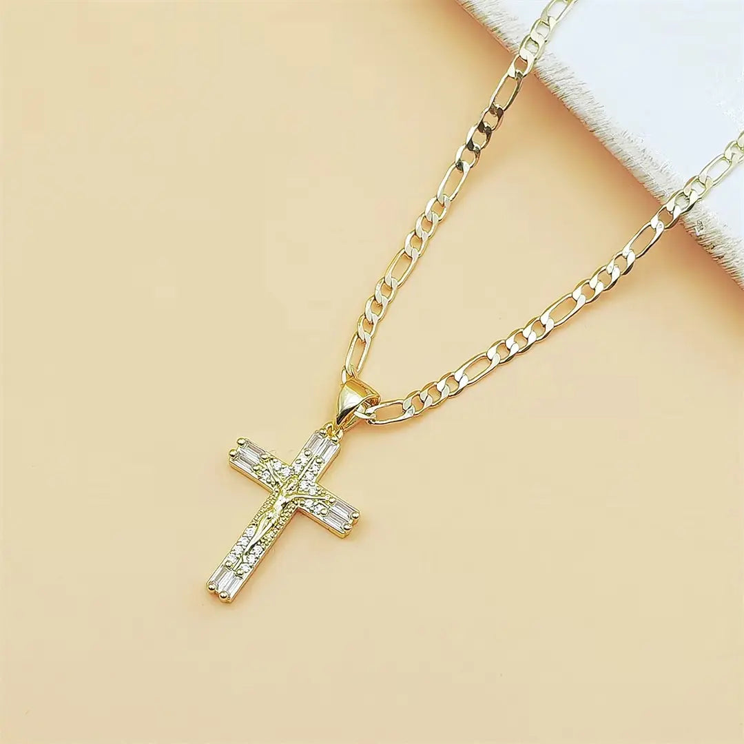 14K Gold Plated Jesus Crucifix Pendant Necklace, 23.62 Inch Copper Figaro Chain (60Cm), Cubic Zirconia Inlaid Cross Necklace for Men Women Catholic Religious Jewelry