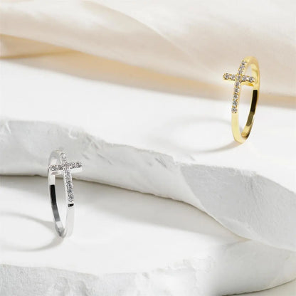 Delzzad 0.1Ct 14K Gold Plated Cross Ring Eternal Intersection Ring Band for Her Infinity Wedding Band Ring D Color VVS Synthetic Moissanite Ring Jewelry Wedding Band Engagement Ring Perfect Birthday Anniversary & Valentine'S Day Mother'S Day Gifts